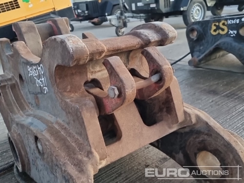 Rychloupínací Hydraulic Double Lock Quick Hitch 80mm Pin to suit 20 Ton Excavator: obrázek 14