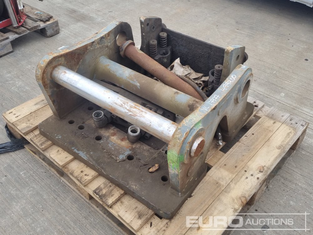 Hydraulic Hitch 80mm Pin to suit 20 Ton Excavator - Rychloupínací: obrázek 1 Hydraulic Hitch 80mm Pin to suit 20 Ton Excavator - Rychloupínací: obrázek 1