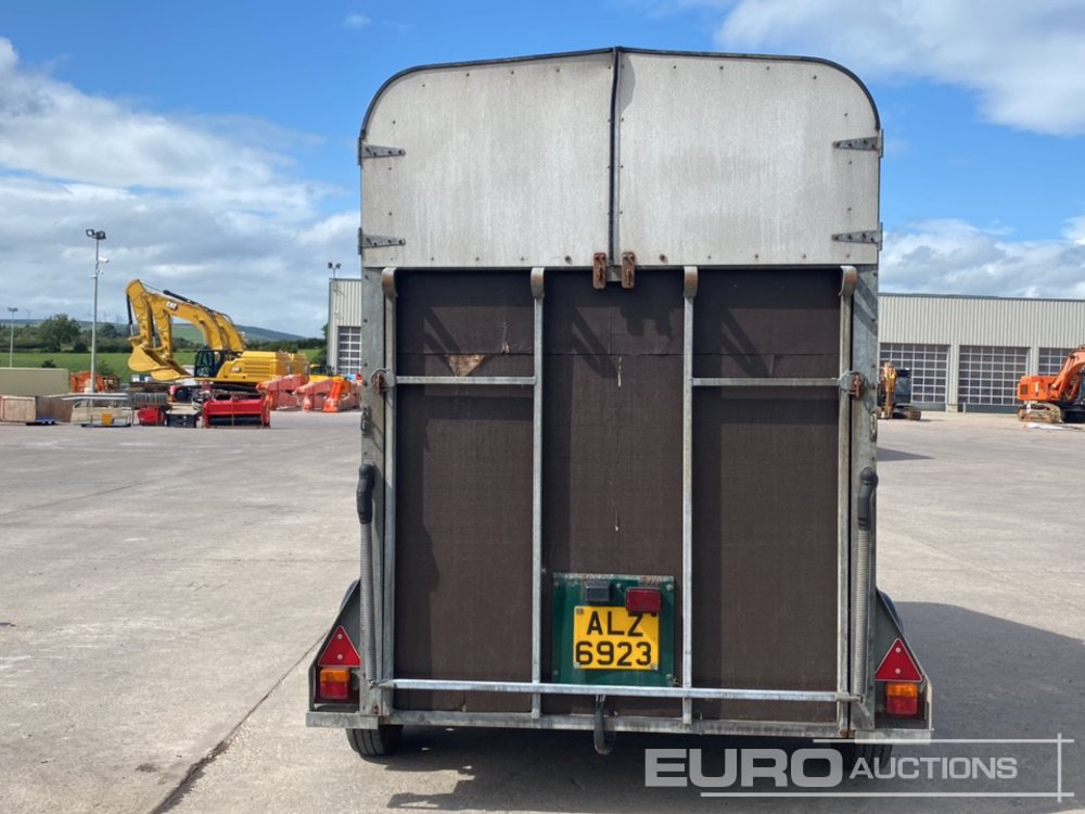Ifor Williams Twin Axle Horse Box, Front Door & Ramp - Návěs na přepravu zvířat: obrázek 4 Ifor Williams Twin Axle Horse Box, Front Door & Ramp - Návěs na přepravu zvířat: obrázek 4