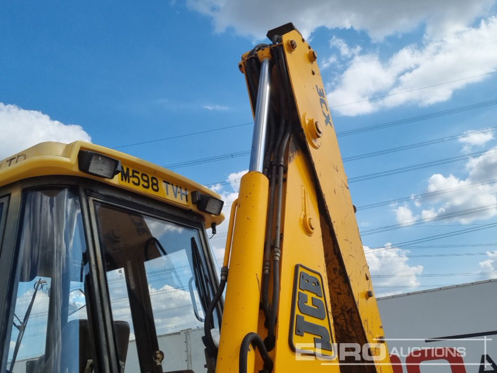 Rýpadlo-nakladač JCB 3CX: obrázek 25