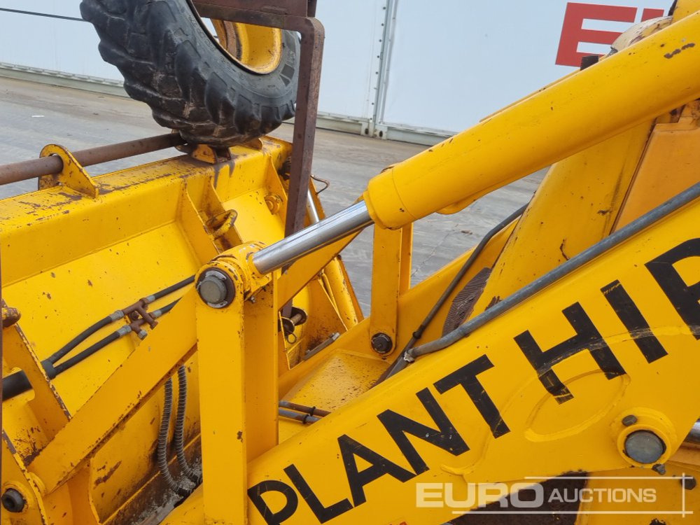 Rýpadlo-nakladač JCB 3CX: obrázek 14