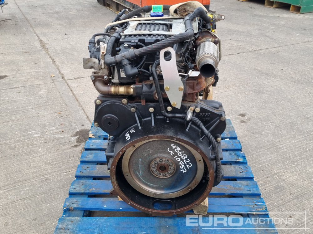 Motor JCB 4 Cylinder Engine: obrázek 8