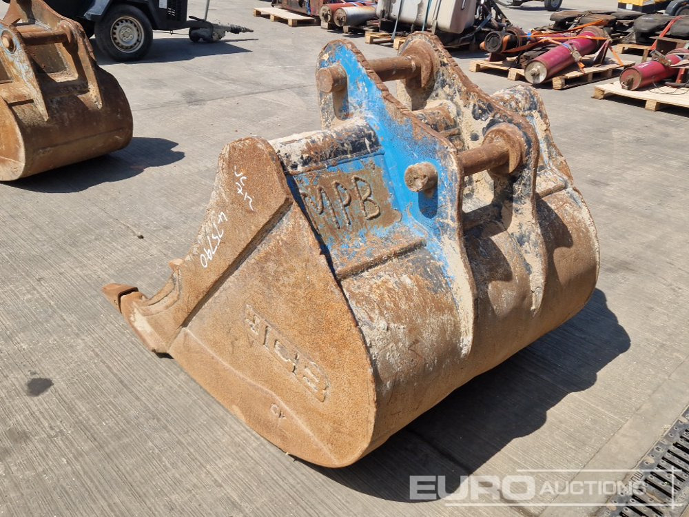 JCB 48" Digging Bucket 65mm Pin to suit 13 Ton Excavator - Lžíce: obrázek 3 JCB 48" Digging Bucket 65mm Pin to suit 13 Ton Excavator - Lžíce: obrázek 3