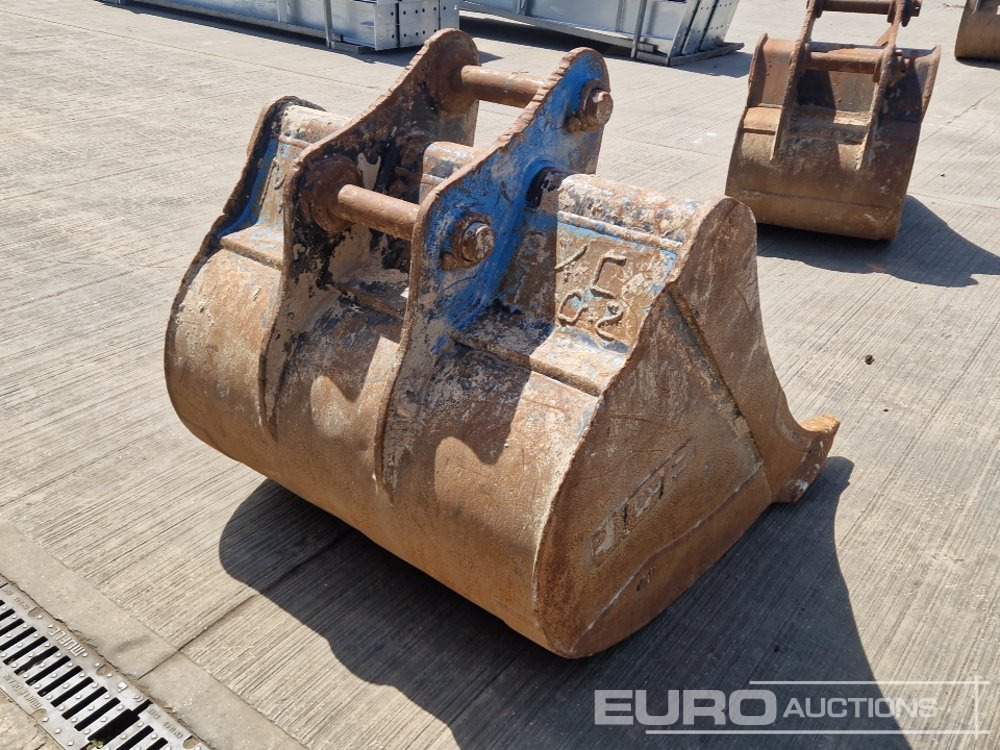 JCB 48" Digging Bucket 65mm Pin to suit 13 Ton Excavator - Lžíce: obrázek 5 JCB 48" Digging Bucket 65mm Pin to suit 13 Ton Excavator - Lžíce: obrázek 5
