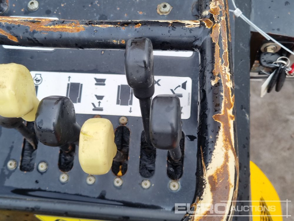 Pásovy dampr JCB HTD-5: obrázek 34