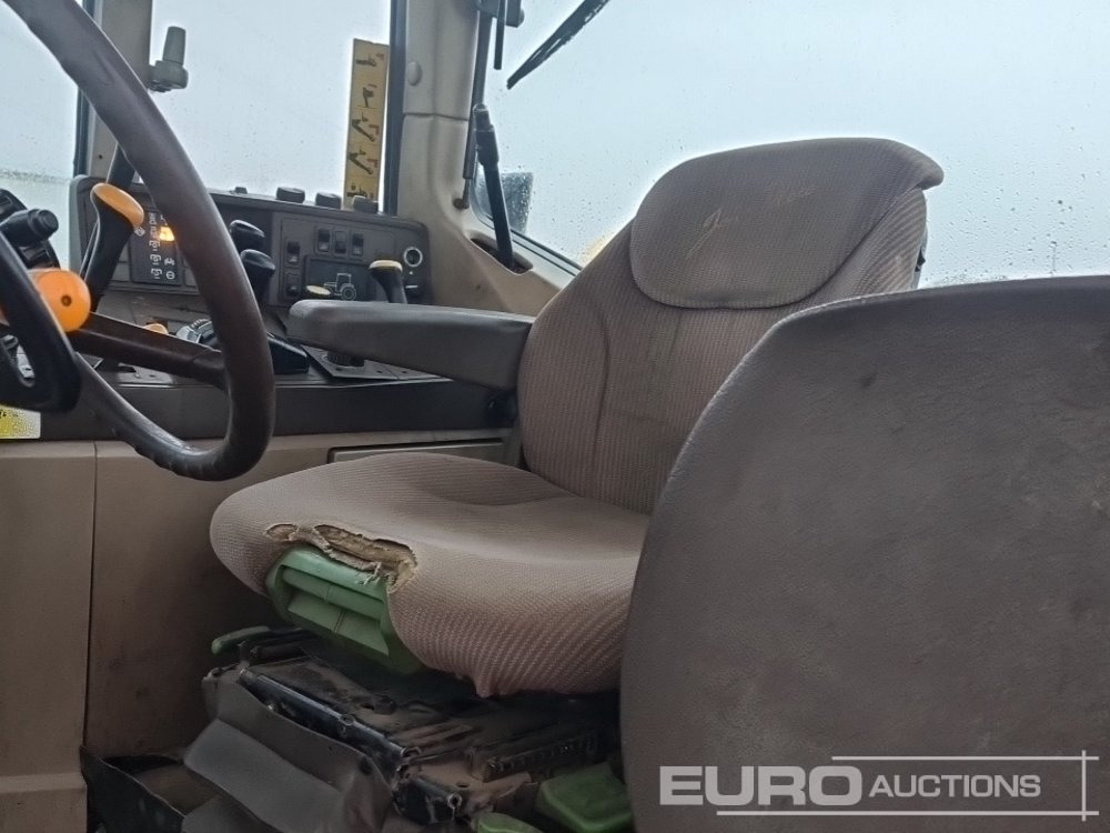 Traktor John Deere 6810: obrázek 29