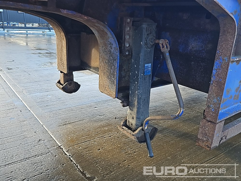 Podvalníkový návěs King 4 Axle Step Frame Low Loader Trailer, Neck Ramps, Out Riggers, Rear Steering, Hydraulic Fliptoe Ramps: obrázek 36