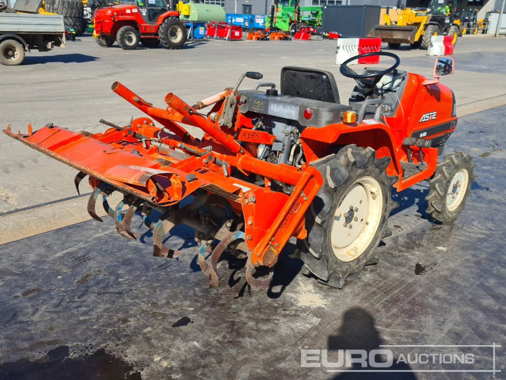 Kubota A155 - Malotraktor: obrázek 5 Kubota A155 - Malotraktor: obrázek 5