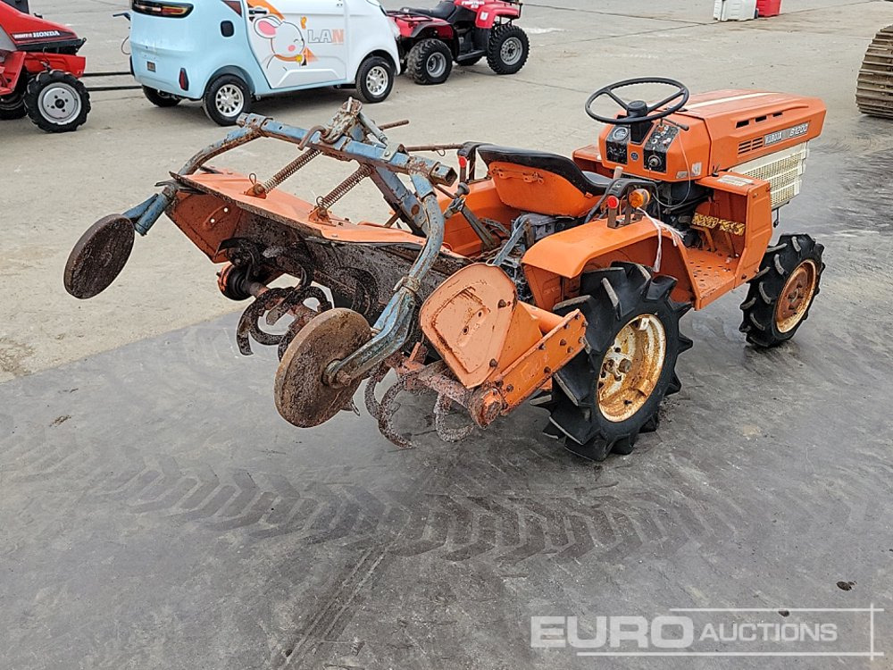 Kubota B1200 - Malotraktor: obrázek 5 Kubota B1200 - Malotraktor: obrázek 5