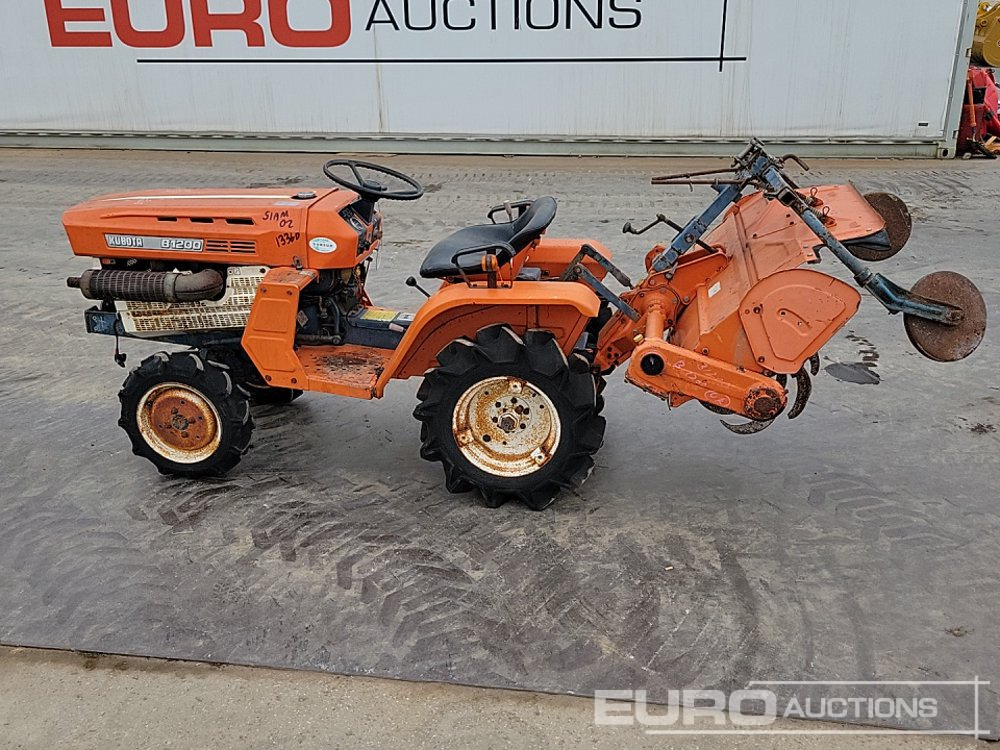 Kubota B1200 - Malotraktor: obrázek 2 Kubota B1200 - Malotraktor: obrázek 2
