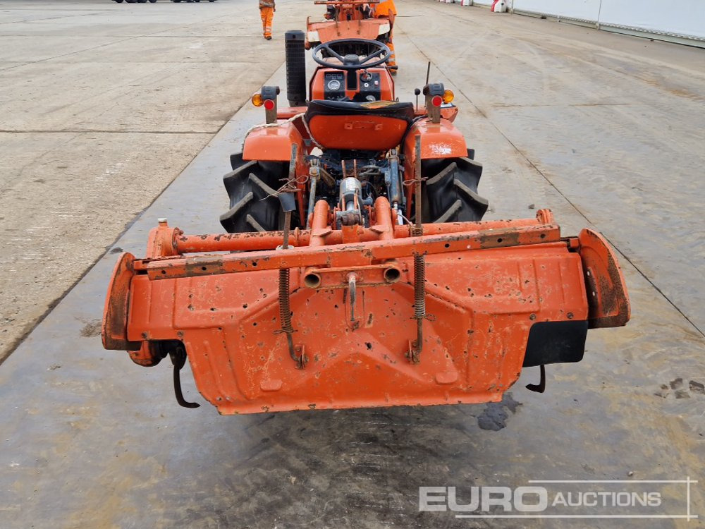 Kubota B1500 - Malotraktor: obrázek 4 Kubota B1500 - Malotraktor: obrázek 4