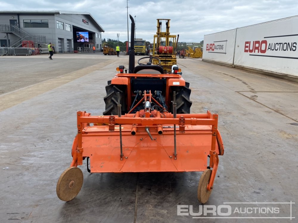 Kubota B1902DT - Malotraktor: obrázek 4 Kubota B1902DT - Malotraktor: obrázek 4