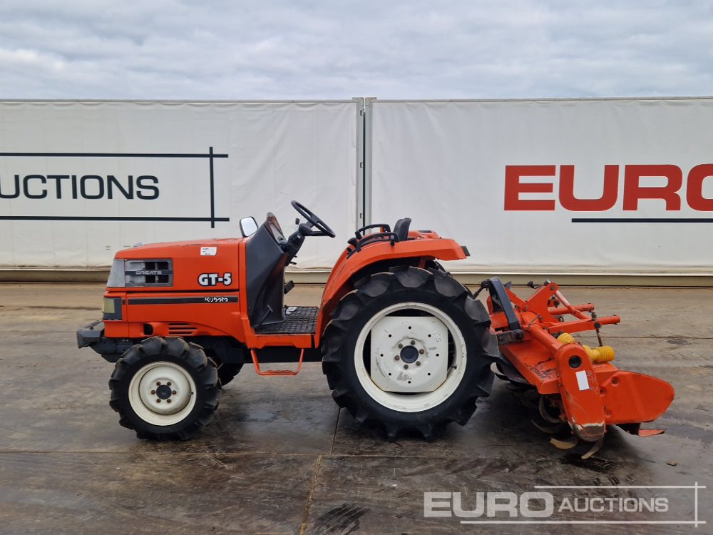 Kubota GT5 - Malotraktor: obrázek 2 Kubota GT5 - Malotraktor: obrázek 2
