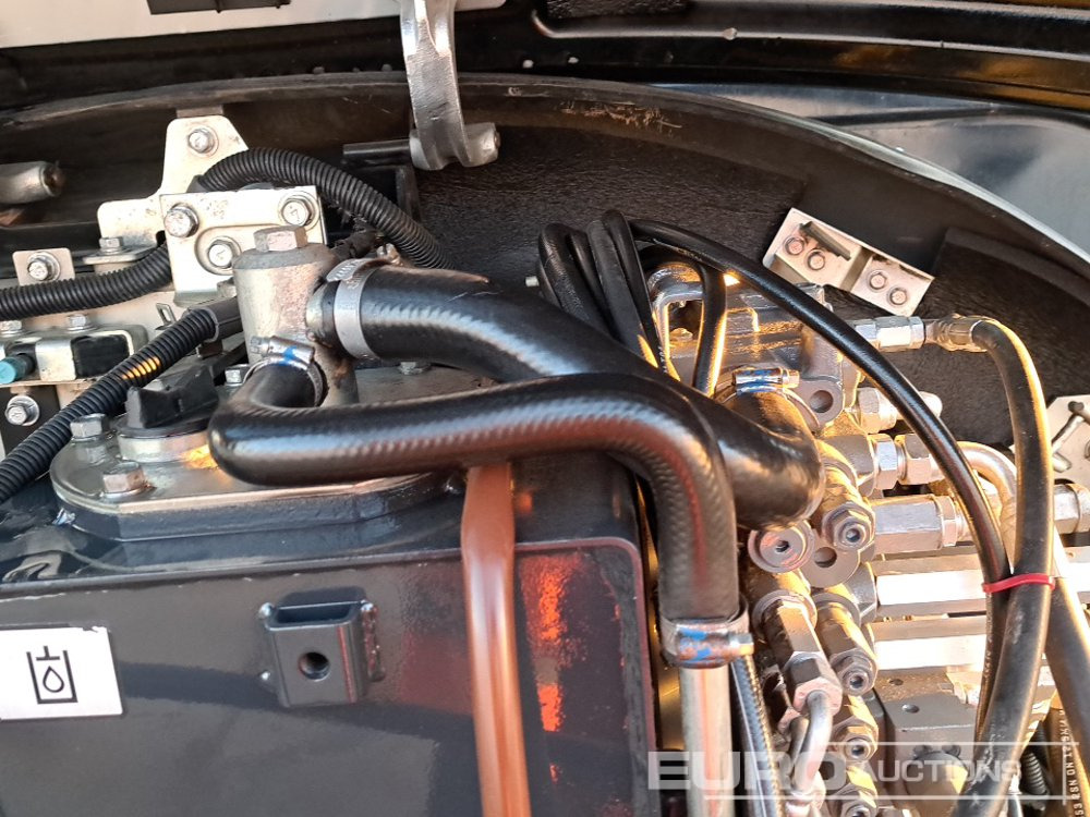 Mini rýpadlo Kubota KX163-5: obrázek 49