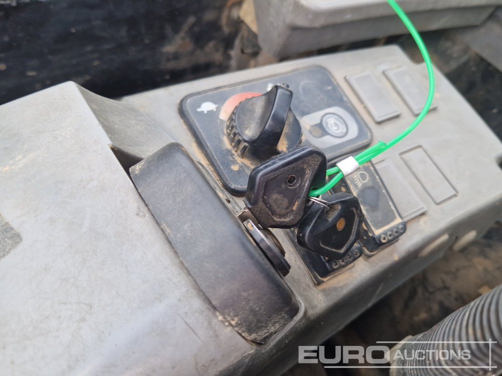 Mini rýpadlo Kubota KX165-5: obrázek 44