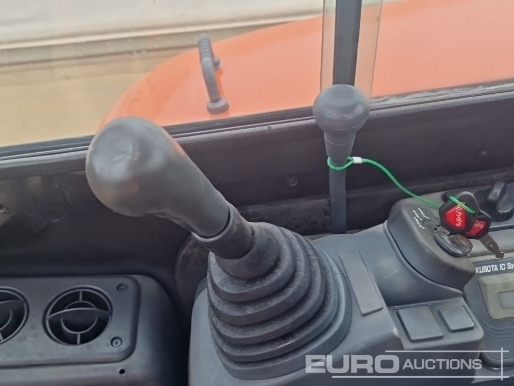 Mini rýpadlo Kubota U55-4: obrázek 37