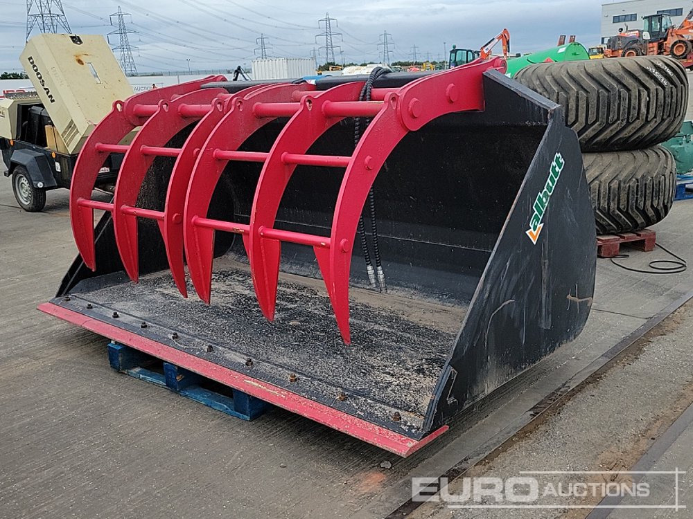 Lalbutt 104" Hydraulic Muck Grab to suit Telehandler - Lžíce: obrázek 1 Lalbutt 104" Hydraulic Muck Grab to suit Telehandler - Lžíce: obrázek 1