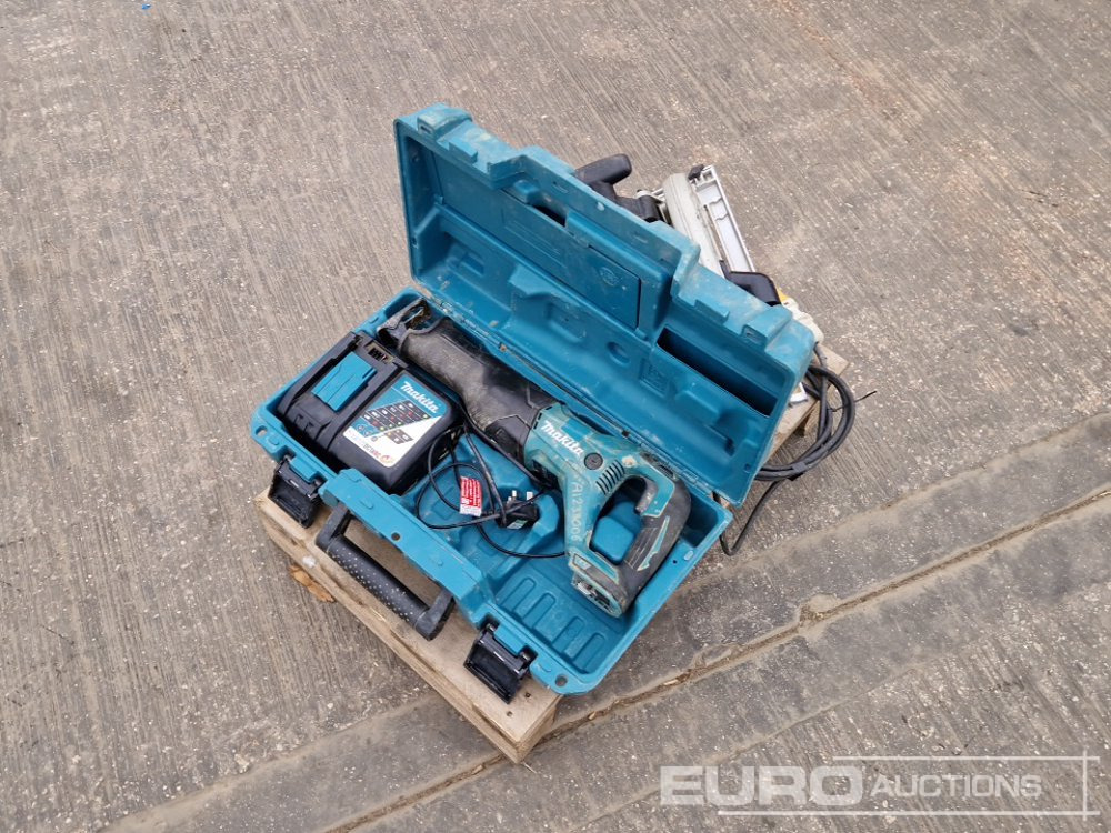 Makita 110 Volt Circular Saw, Cordless Resipricating saw - Stavební zařízení: obrázek 1 Makita 110 Volt Circular Saw, Cordless Resipricating saw - Stavební zařízení: obrázek 1