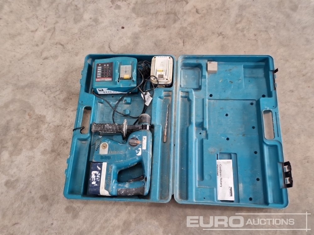 Makita BHR200 24 Volt Cordless Hammer Drill - Stavební zařízení: obrázek 2 Makita BHR200 24 Volt Cordless Hammer Drill - Stavební zařízení: obrázek 2