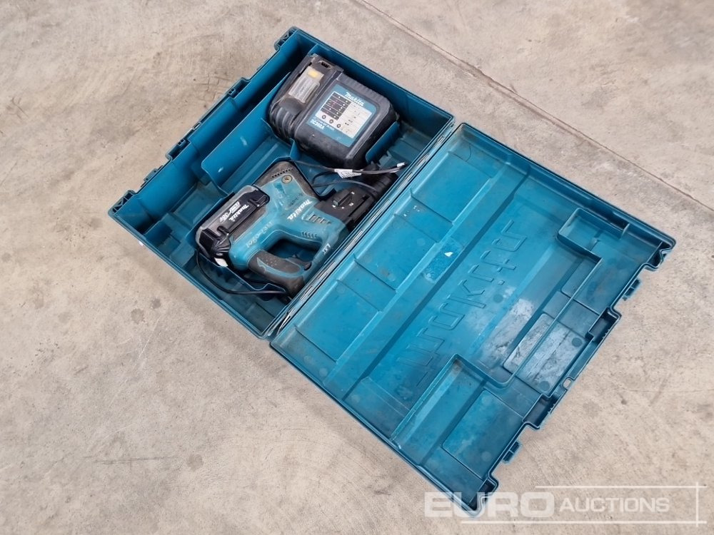 Makita BHR262 36 Volt Cordless Hammer Drill/Breaker, Charger, Battery - Stavební zařízení: obrázek 3 Makita BHR262 36 Volt Cordless Hammer Drill/Breaker, Charger, Battery - Stavební zařízení: obrázek 3