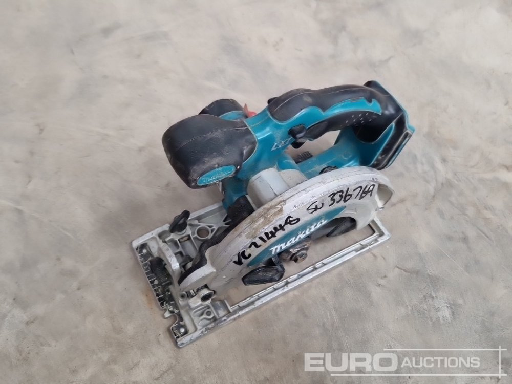 Makita BSS610 18 Volt Cordless Circular Saw (Body & Case Only) - Stavební zařízení: obrázek 4 Makita BSS610 18 Volt Cordless Circular Saw (Body & Case Only) - Stavební zařízení: obrázek 4