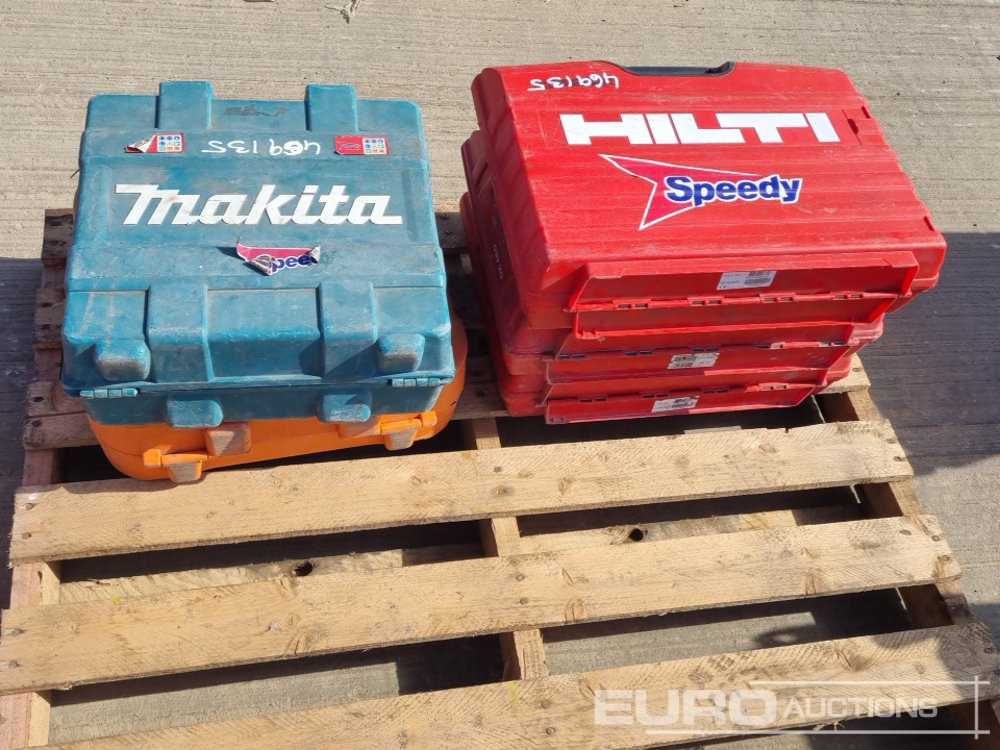 Makita DC10WA Battery Nail Gun, Battery & Charger, Paslode Impulse 30 Battery Nail Gun, Hilti Battery Nail Gun (3 of) - Stavební zařízení: obrázek 2 Makita DC10WA Battery Nail Gun, Battery & Charger, Paslode Impulse 30 Battery Nail Gun, Hilti Battery Nail Gun (3 of) - Stavební zařízení: obrázek 2