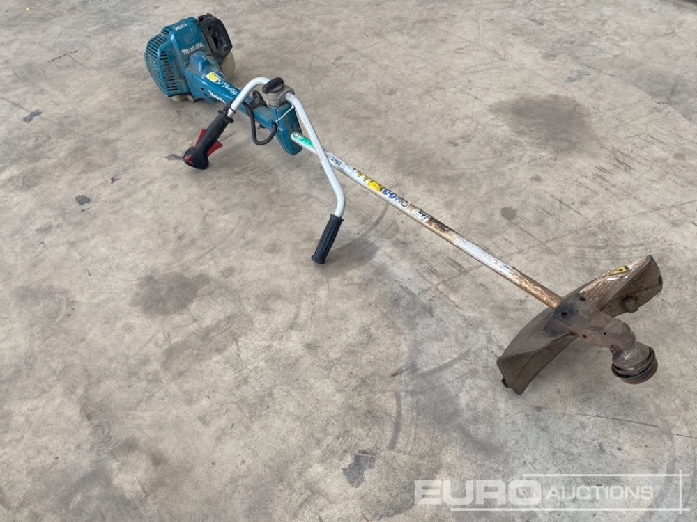 Makita EM4351UH Petrol Strimmer - Stavební zařízení: obrázek 4 Makita EM4351UH Petrol Strimmer - Stavební zařízení: obrázek 4