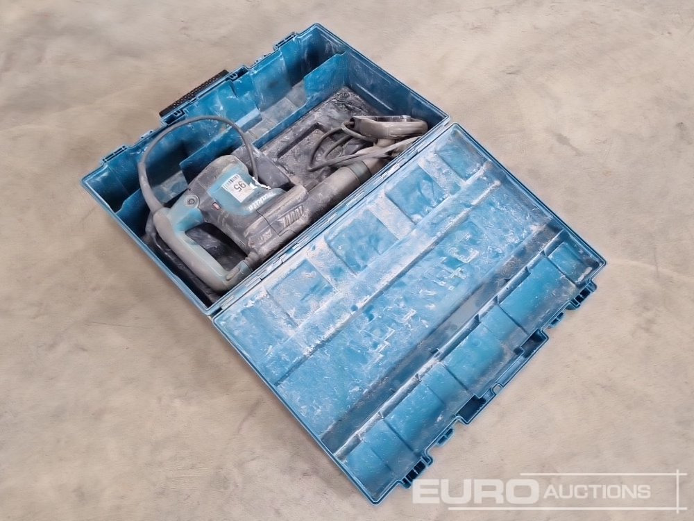 Makita HM0871C 110 Volt Hammer Drill/Breaker - Stavební zařízení: obrázek 3 Makita HM0871C 110 Volt Hammer Drill/Breaker - Stavební zařízení: obrázek 3