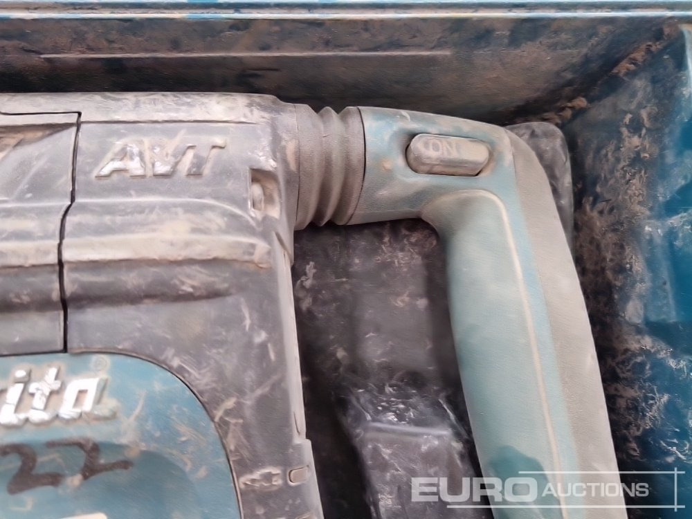 Stavební zařízení Makita HM0871C 110 Volt Hammer Drill/Breaker: obrázek 15