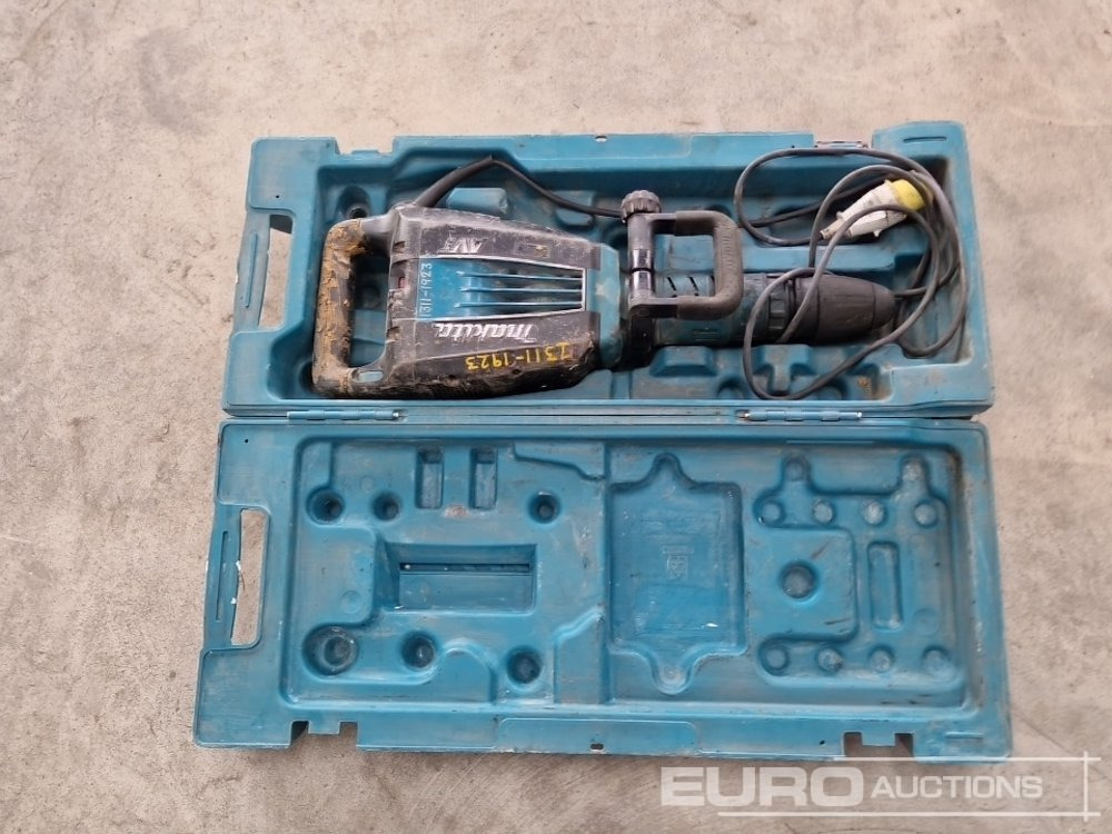 Makita HM1214C - Stavební zařízení: obrázek 4 Makita HM1214C - Stavební zařízení: obrázek 4