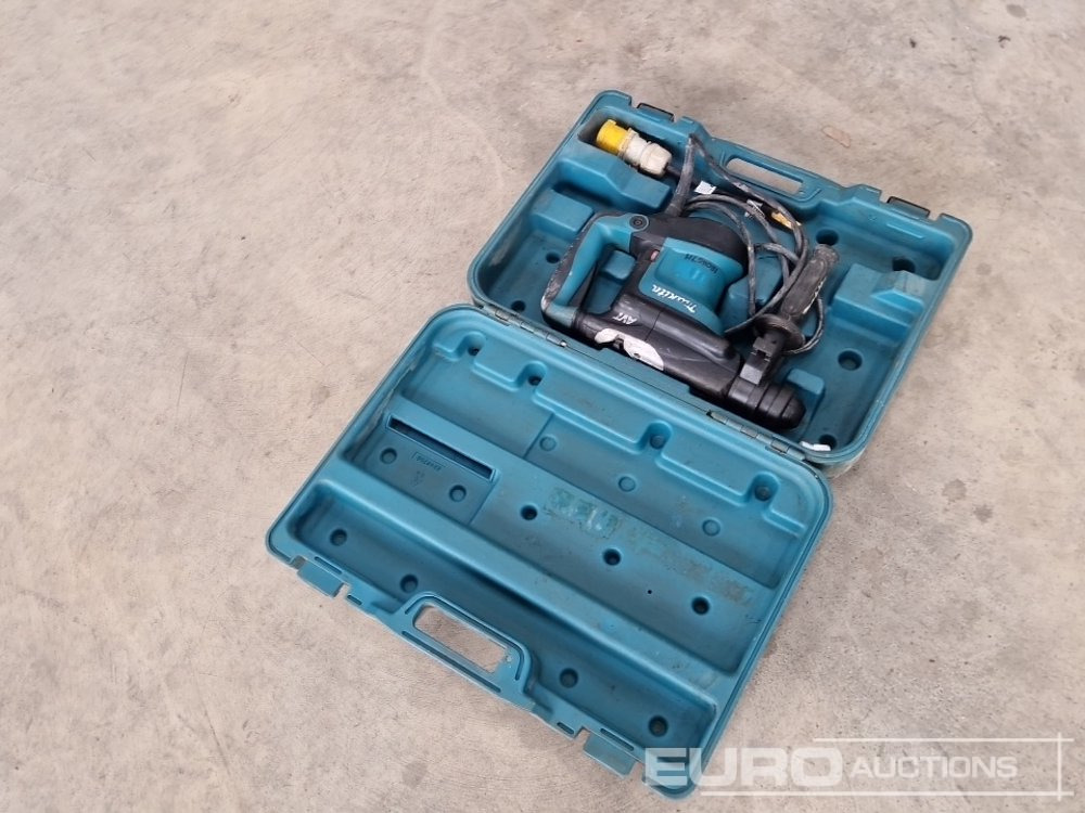 Makita HR3210C 110 Volt Hammer Drill/Breaker - Stavební zařízení: obrázek 5 Makita HR3210C 110 Volt Hammer Drill/Breaker - Stavební zařízení: obrázek 5
