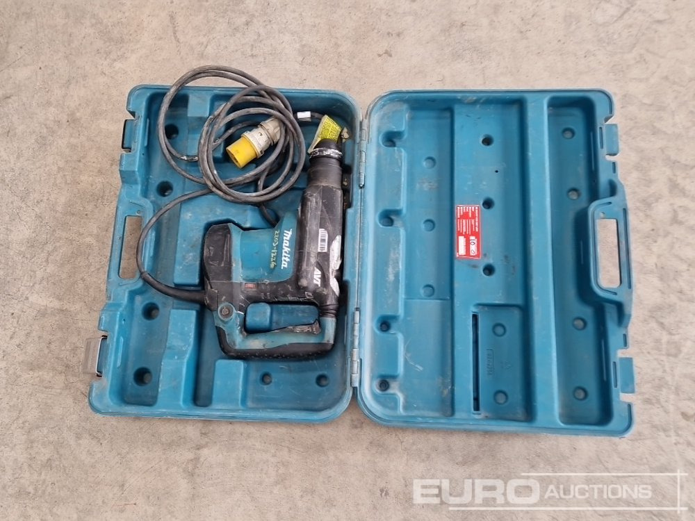 Makita HR3210C - Stavební zařízení: obrázek 2 Makita HR3210C - Stavební zařízení: obrázek 2