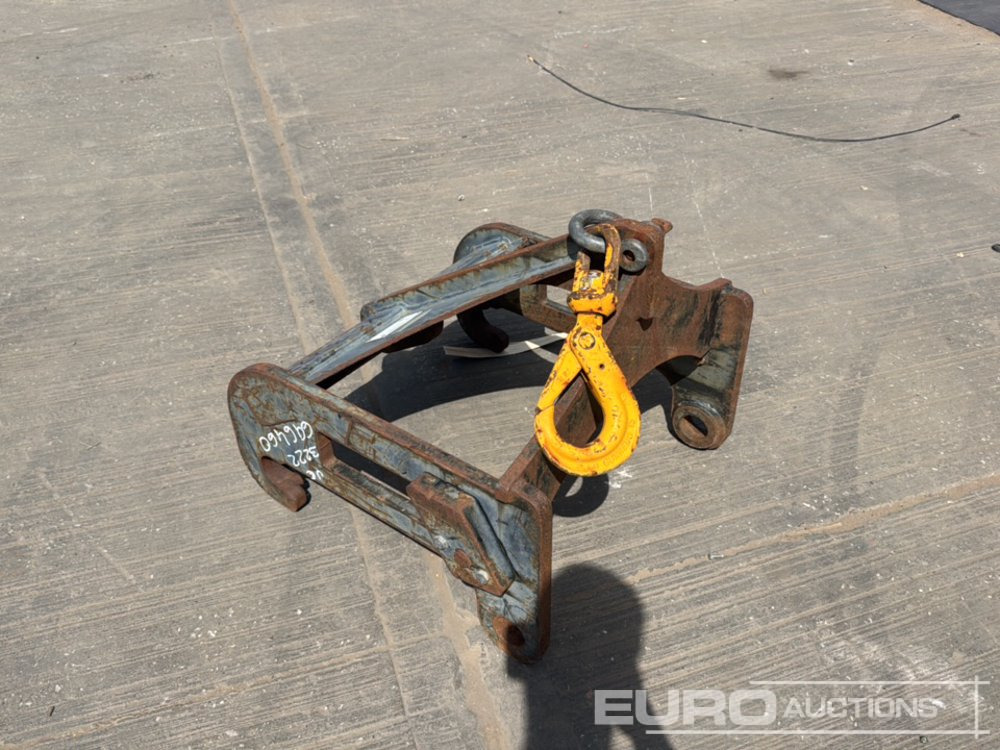 CAT Material Handling Arm to suit Dedicated Hitch - Manipulační technika: obrázek 2 CAT Material Handling Arm to suit Dedicated Hitch - Manipulační technika: obrázek 2