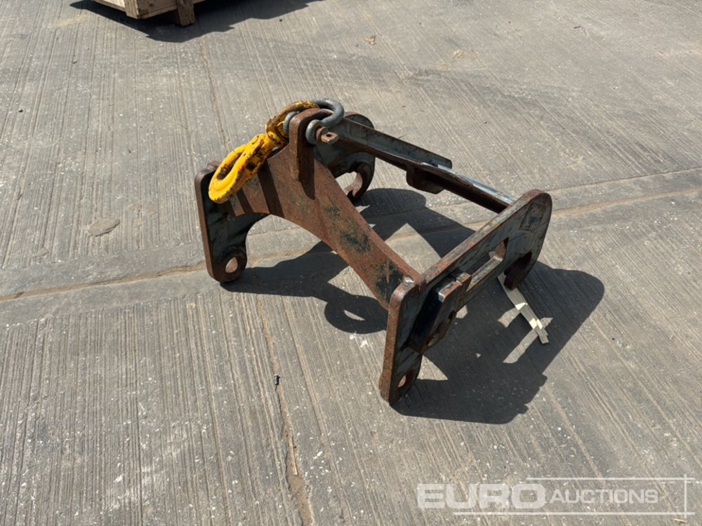 CAT Material Handling Arm to suit Dedicated Hitch - Manipulační technika: obrázek 3 CAT Material Handling Arm to suit Dedicated Hitch - Manipulační technika: obrázek 3
