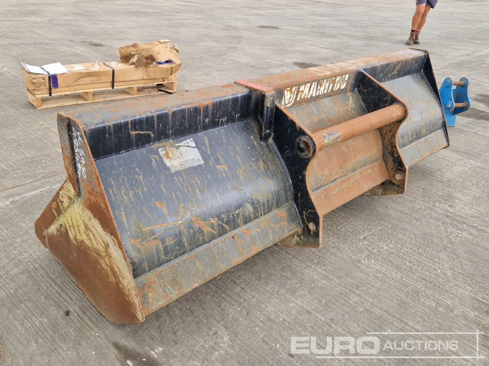 Manitou 96" Loading Bucket to suit Telehandler - Lžíce: obrázek 3 Manitou 96" Loading Bucket to suit Telehandler - Lžíce: obrázek 3
