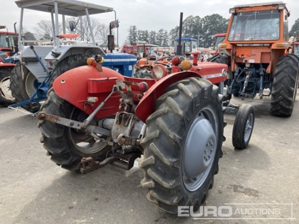 Massey Ferguson 135 - Traktor: obrázek 3 Massey Ferguson 135 - Traktor: obrázek 3