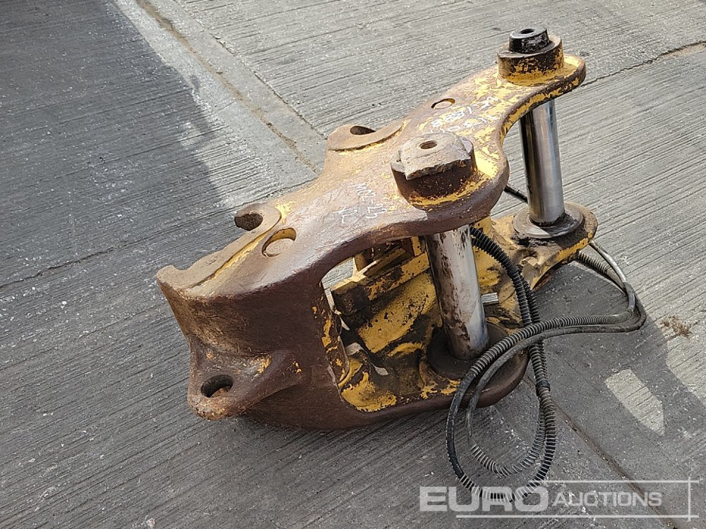 Miller Hydraulic Double Lock QH 80mm Pin to suit 20 Ton Excavator - Rychloupínací: obrázek 1 Miller Hydraulic Double Lock QH 80mm Pin to suit 20 Ton Excavator - Rychloupínací: obrázek 1