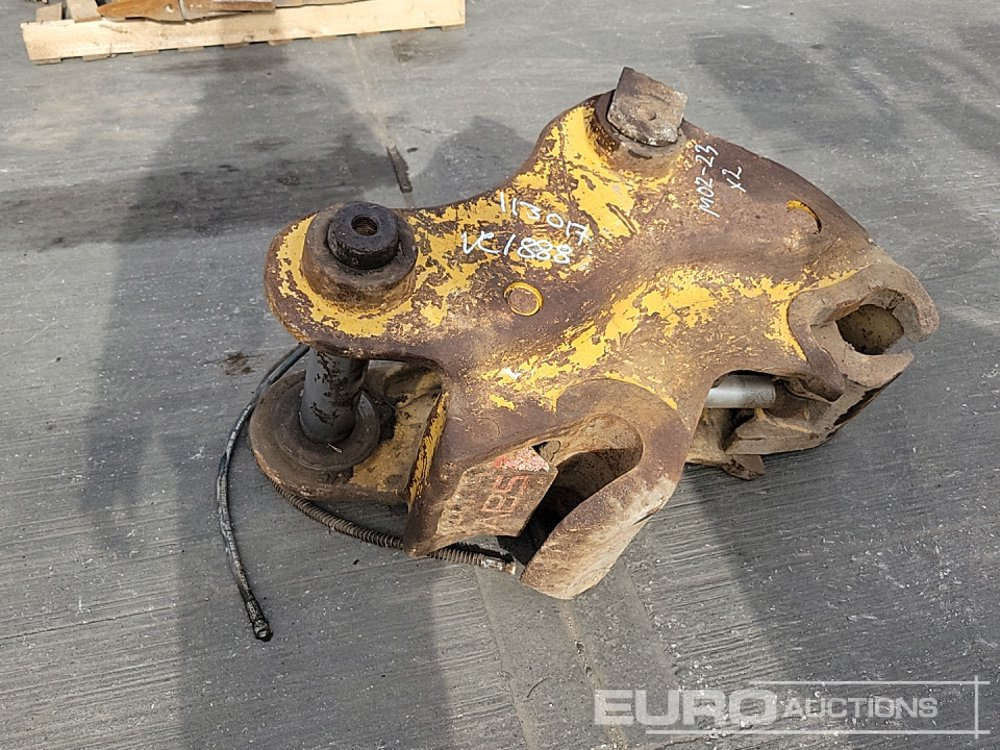 Miller Hydraulic Double Lock QH 80mm Pin to suit 20 Ton Excavator - Rychloupínací: obrázek 5 Miller Hydraulic Double Lock QH 80mm Pin to suit 20 Ton Excavator - Rychloupínací: obrázek 5