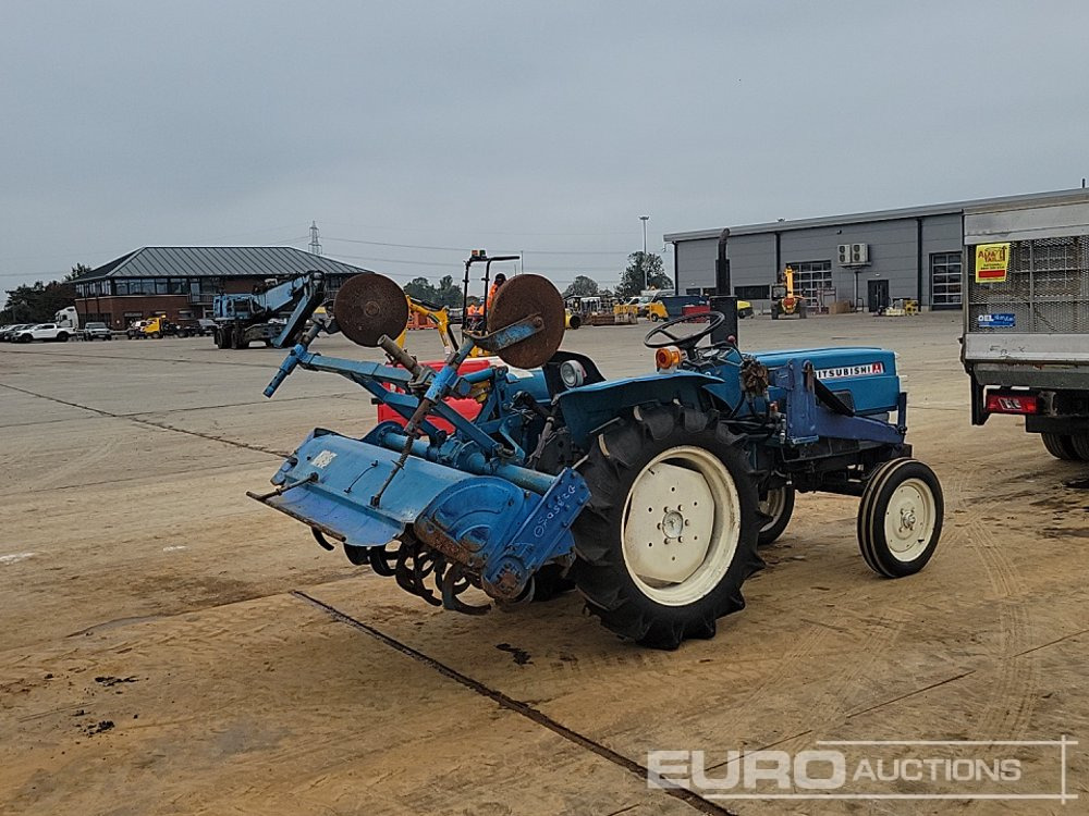 Mitsubishi D2350 - Malotraktor: obrázek 5 Mitsubishi D2350 - Malotraktor: obrázek 5