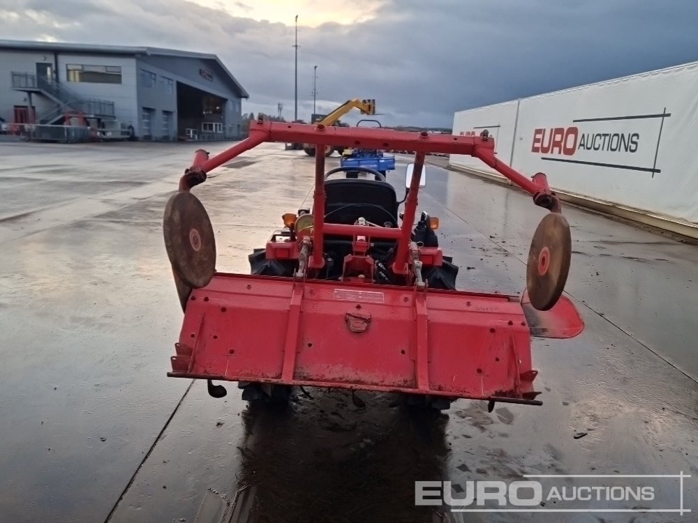 Mitsubishi MT155 - Malotraktor: obrázek 4 Mitsubishi MT155 - Malotraktor: obrázek 4