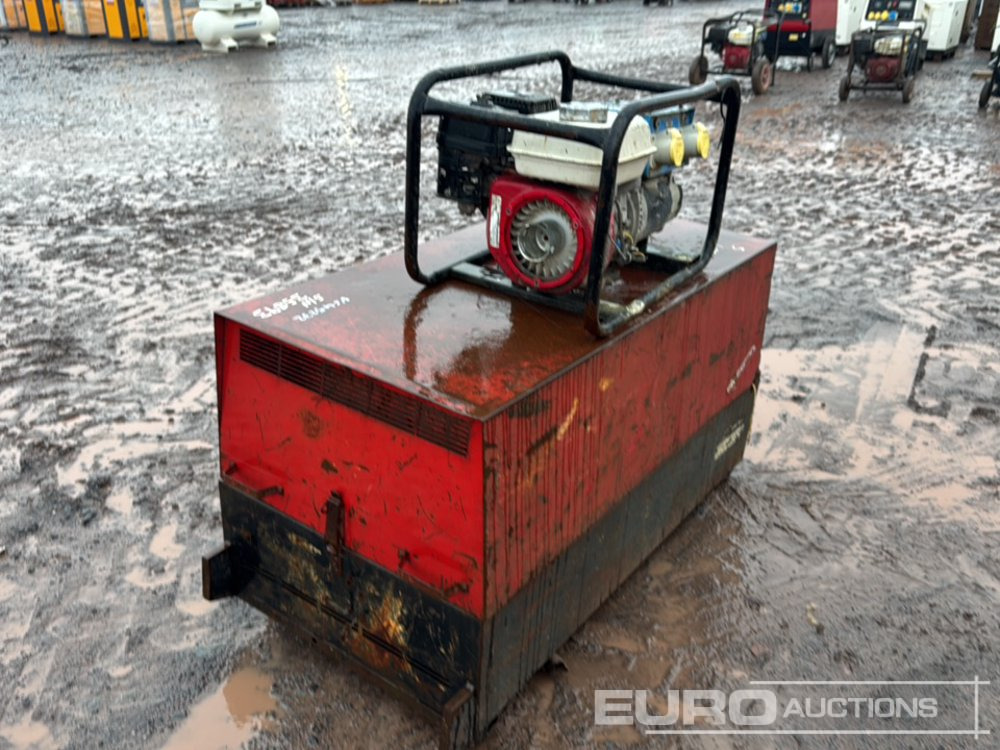 Mosa 300 Diesel Welder Generator & 3Kva Petrol Generator (2 of) (Spares) - Elektrický generátor: obrázek 4 Mosa 300 Diesel Welder Generator & 3Kva Petrol Generator (2 of) (Spares) - Elektrický generátor: obrázek 4