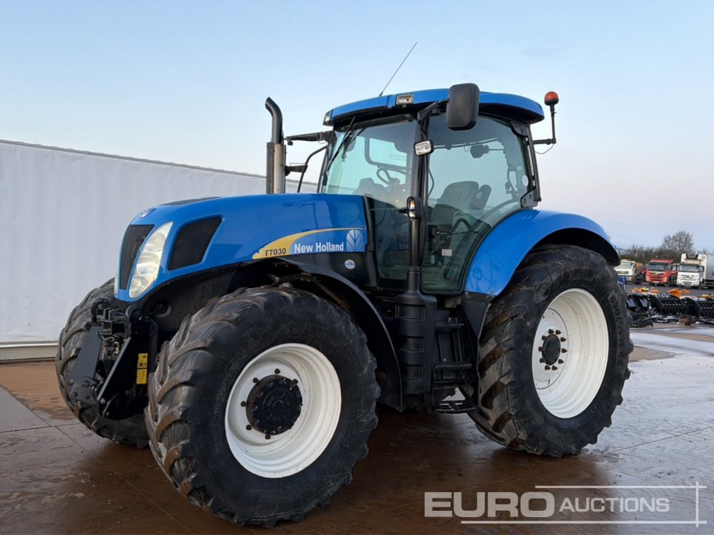 New Holland T7030 - Traktor: obrázek 1 New Holland T7030 - Traktor: obrázek 1