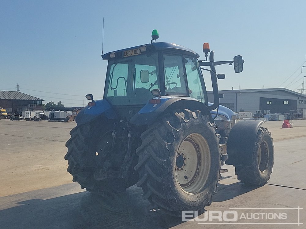 New Holland TM155 - Traktor: obrázek 5 New Holland TM155 - Traktor: obrázek 5
