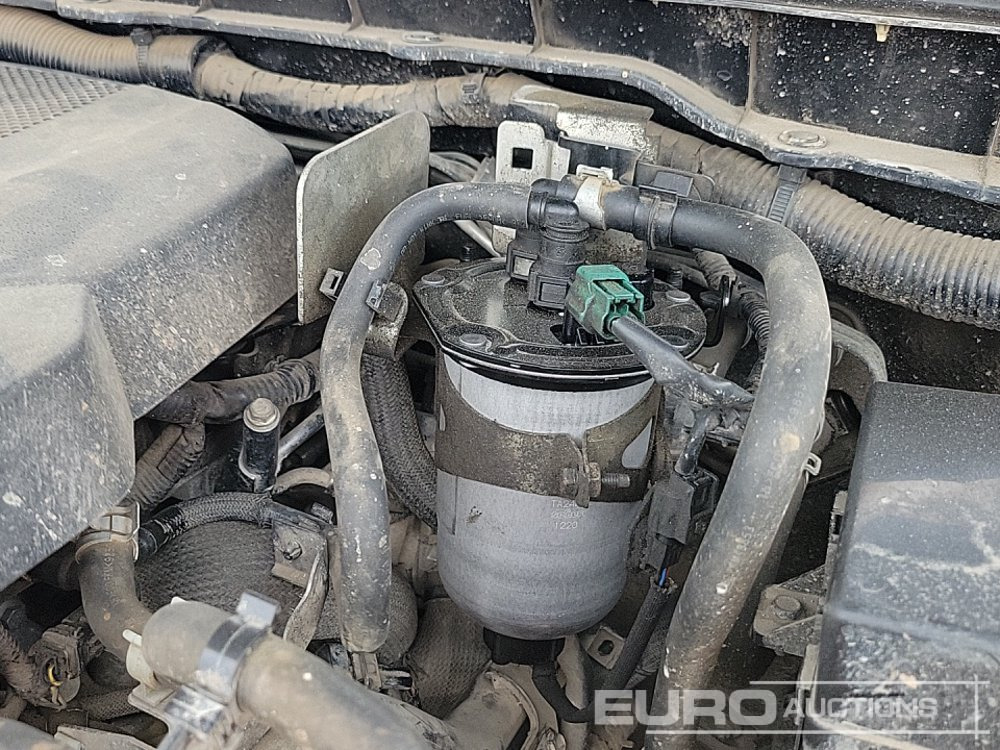 Pick-up Nissan Navara: obrázek 24
