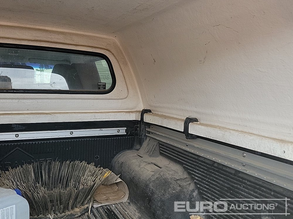 Pick-up Nissan Navara: obrázek 13