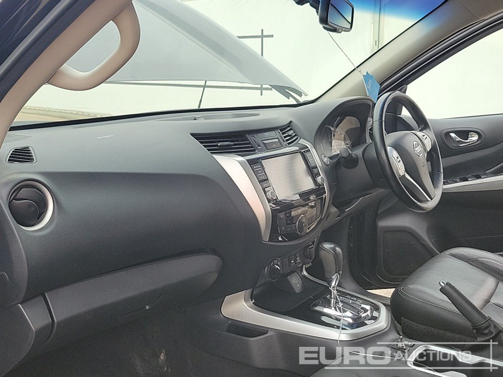 Pick-up Nissan Navara: obrázek 35
