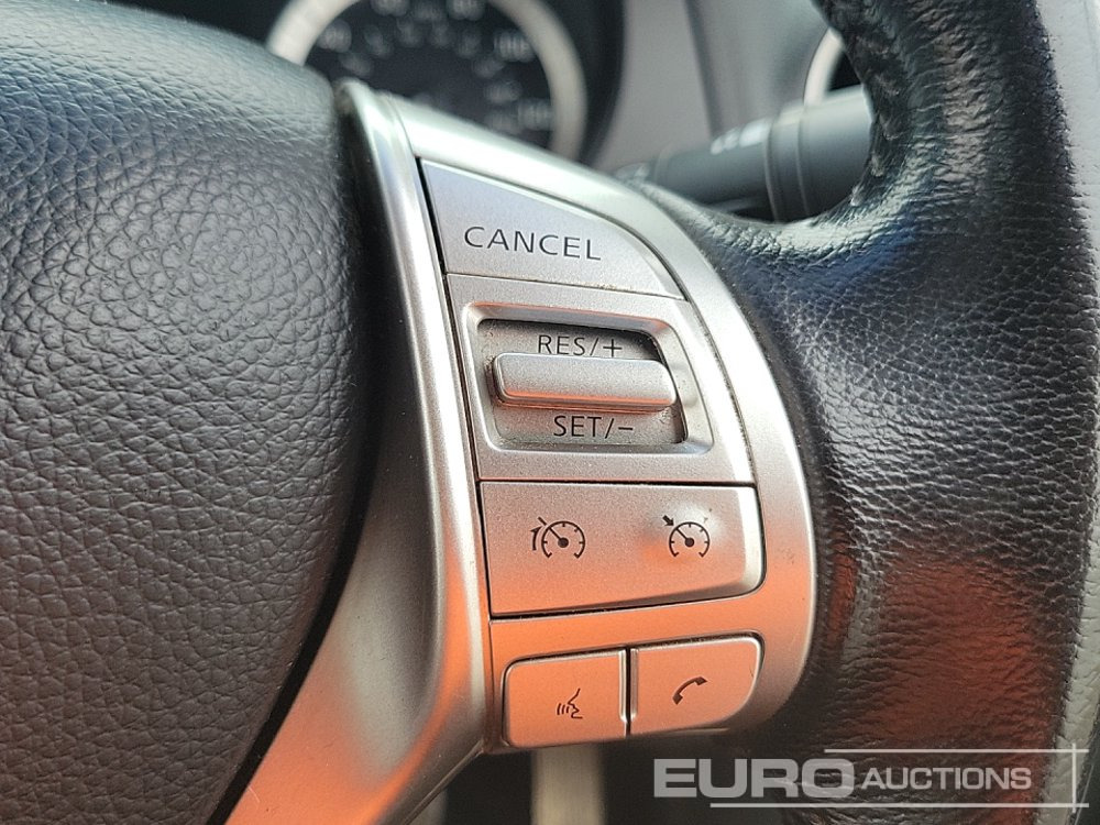 Pick-up Nissan Navara: obrázek 43