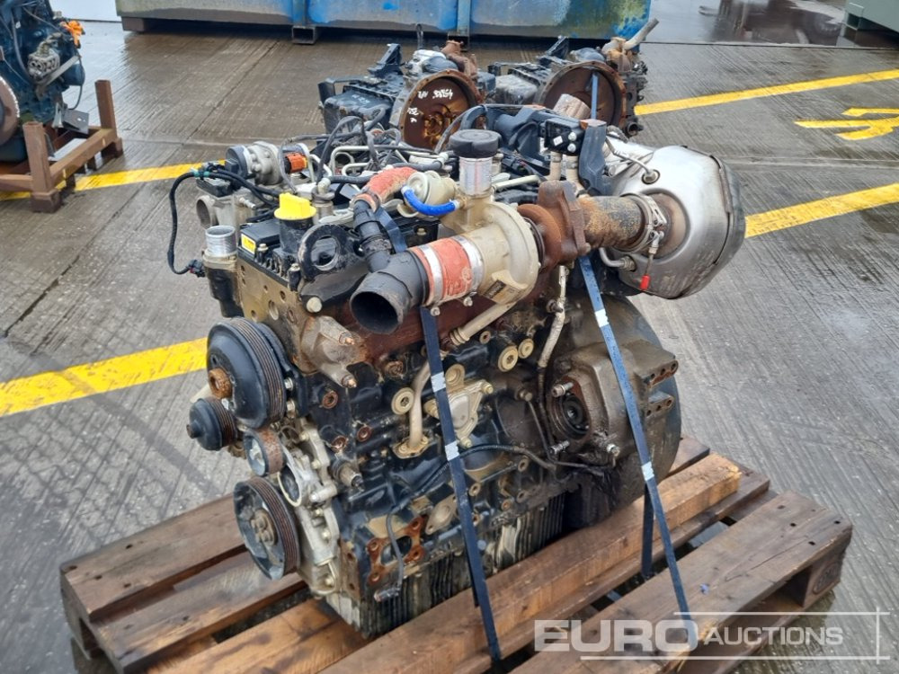 Perkins 4 Cylinder Engine - Motor: obrázek 1 Perkins 4 Cylinder Engine - Motor: obrázek 1