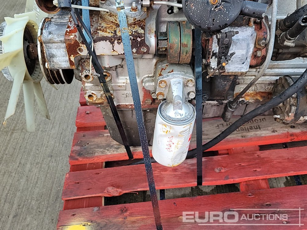 Motor Perkins 6 Cylinder Engine: obrázek 11 Motor Perkins 6 Cylinder Engine: obrázek 11