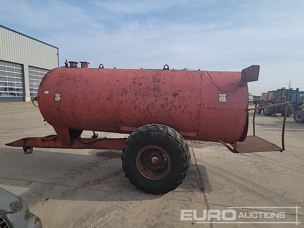 Redrock Single Axle Draw Bar Fuel Bowser, Honda Pump - Skladovací nádrž: obrázek 2 Redrock Single Axle Draw Bar Fuel Bowser, Honda Pump - Skladovací nádrž: obrázek 2